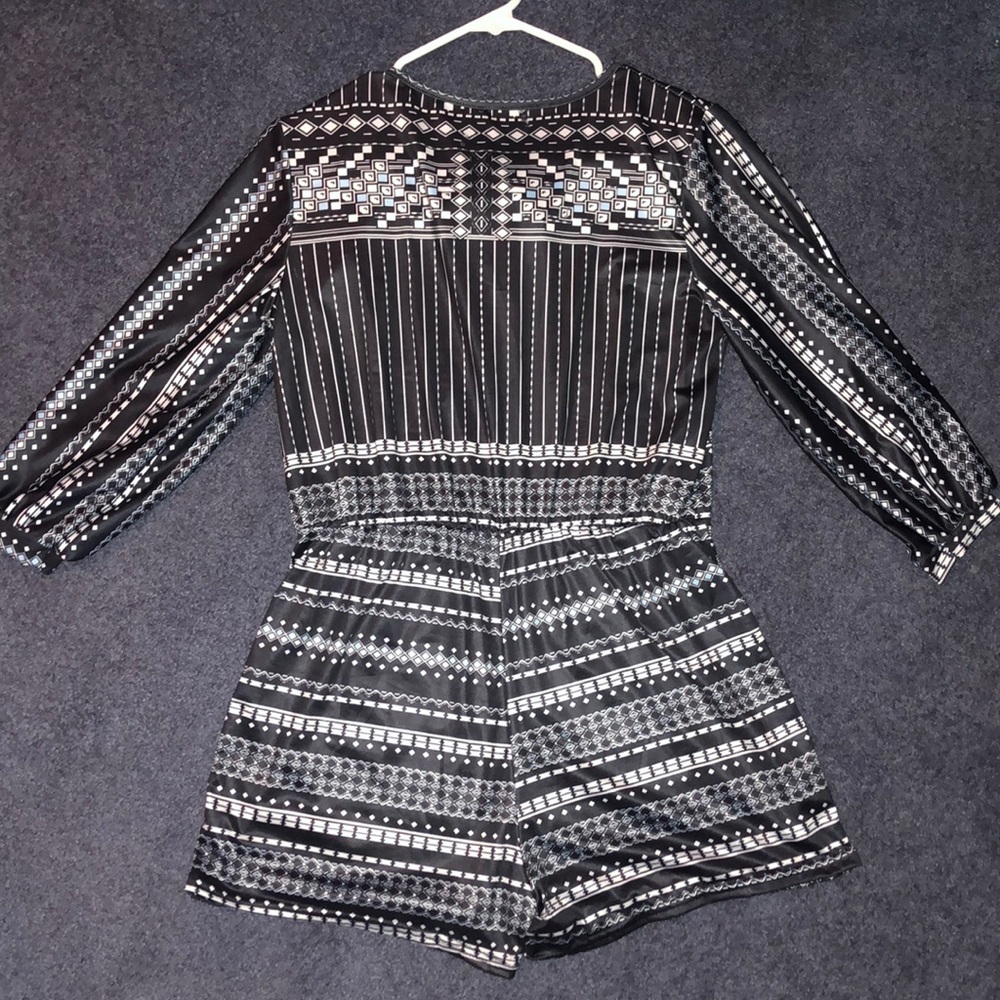 Romper - Picture 3 of 3
